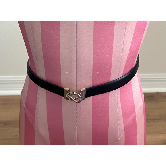 Talbots Genuine‎ Leather Women's Black Clip Belt Size S/M - Picture 1 of 6